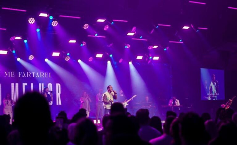 Um dos maiores nomes da música cristã no Brasil, o cantor Davi Sacer apresenta o single e clipe de “Maior Valor”, seu primeiro lançamento pela Universal Music Cristian Group