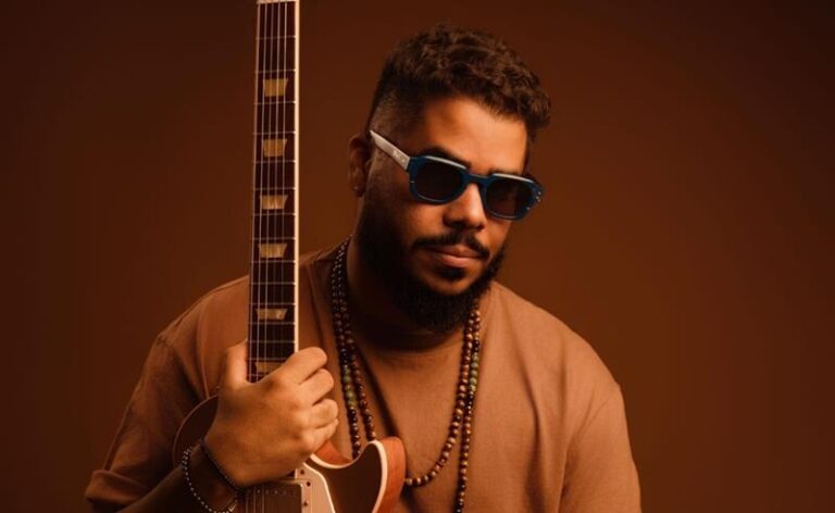 Premiado guitarrista Igor Gnomo chega ao Blue Note São Paulo